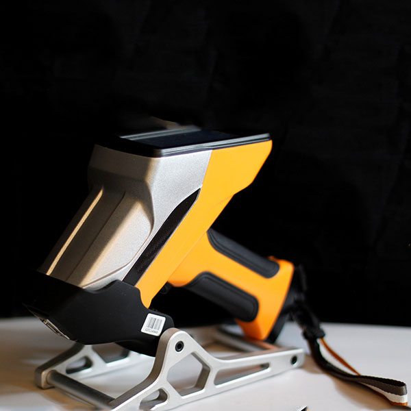 合金金屬材料定量鑒定LIBS手持激光誘導擊穿光譜儀