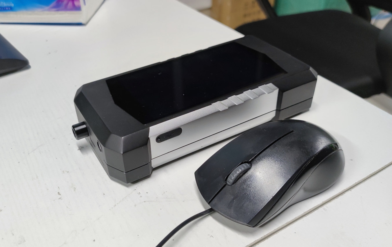 ATR6600 Pro（第四代）超快速 1064nm 手持式拉曼光譜識別儀