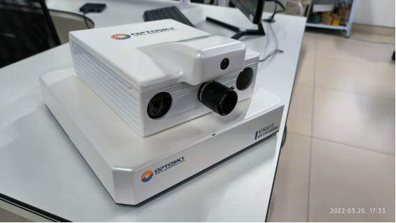 ATH3010-17_轉動掃描短波紅外高光譜成像系統